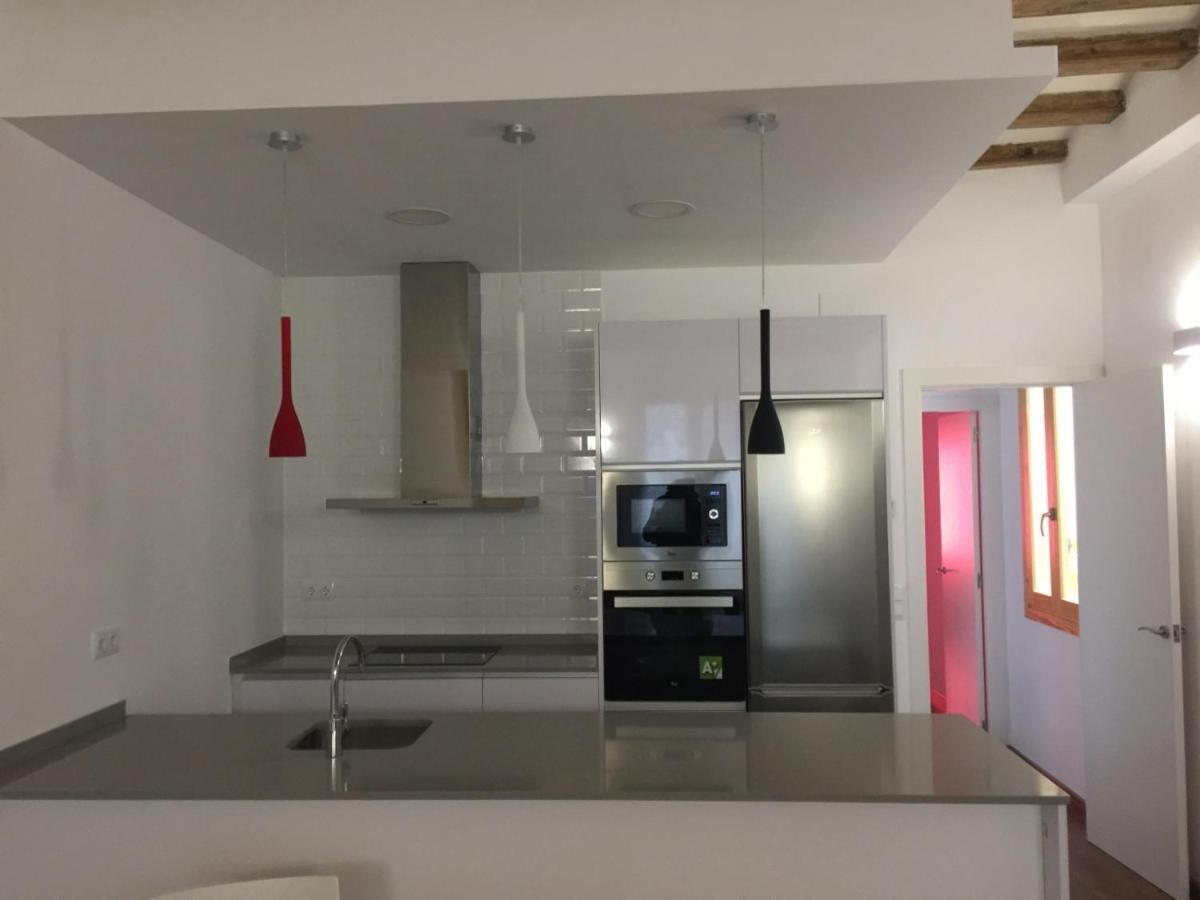 Big Bright Spacious Center Appartement